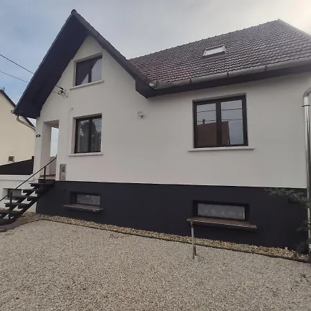 Artemis Vendeghaz Πανσιόν