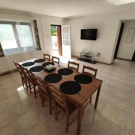 Πανσιόν Artemis Vendeghaz Bogács