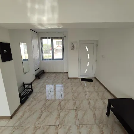 Πανσιόν Artemis Vendeghaz *