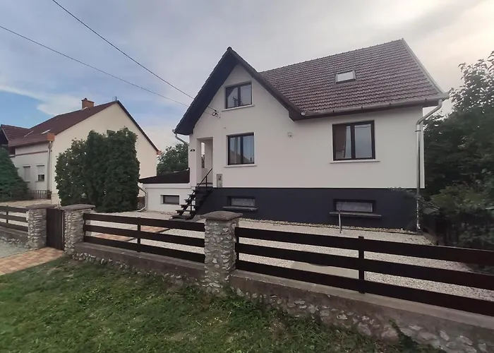 Vendégház Artemis *